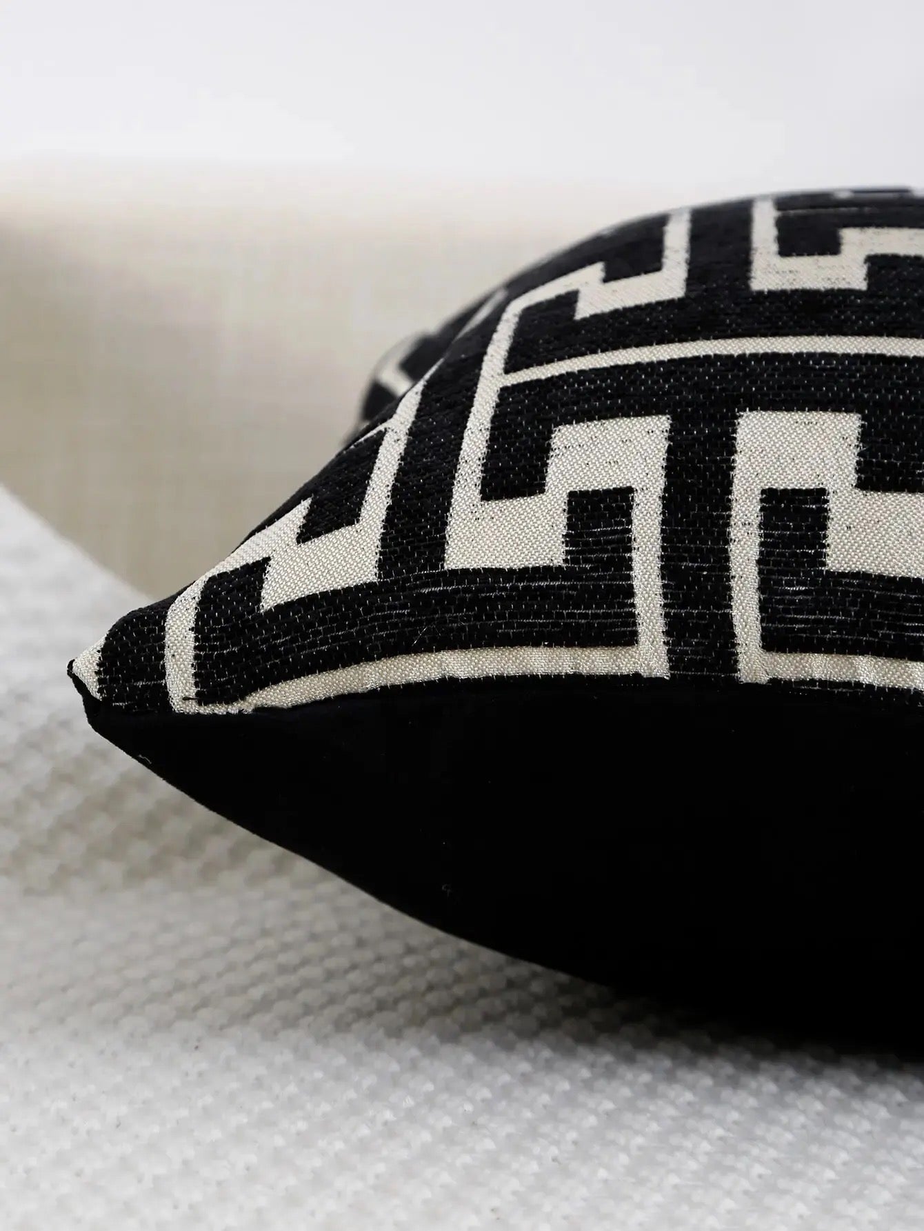 Arne Cushion Cover