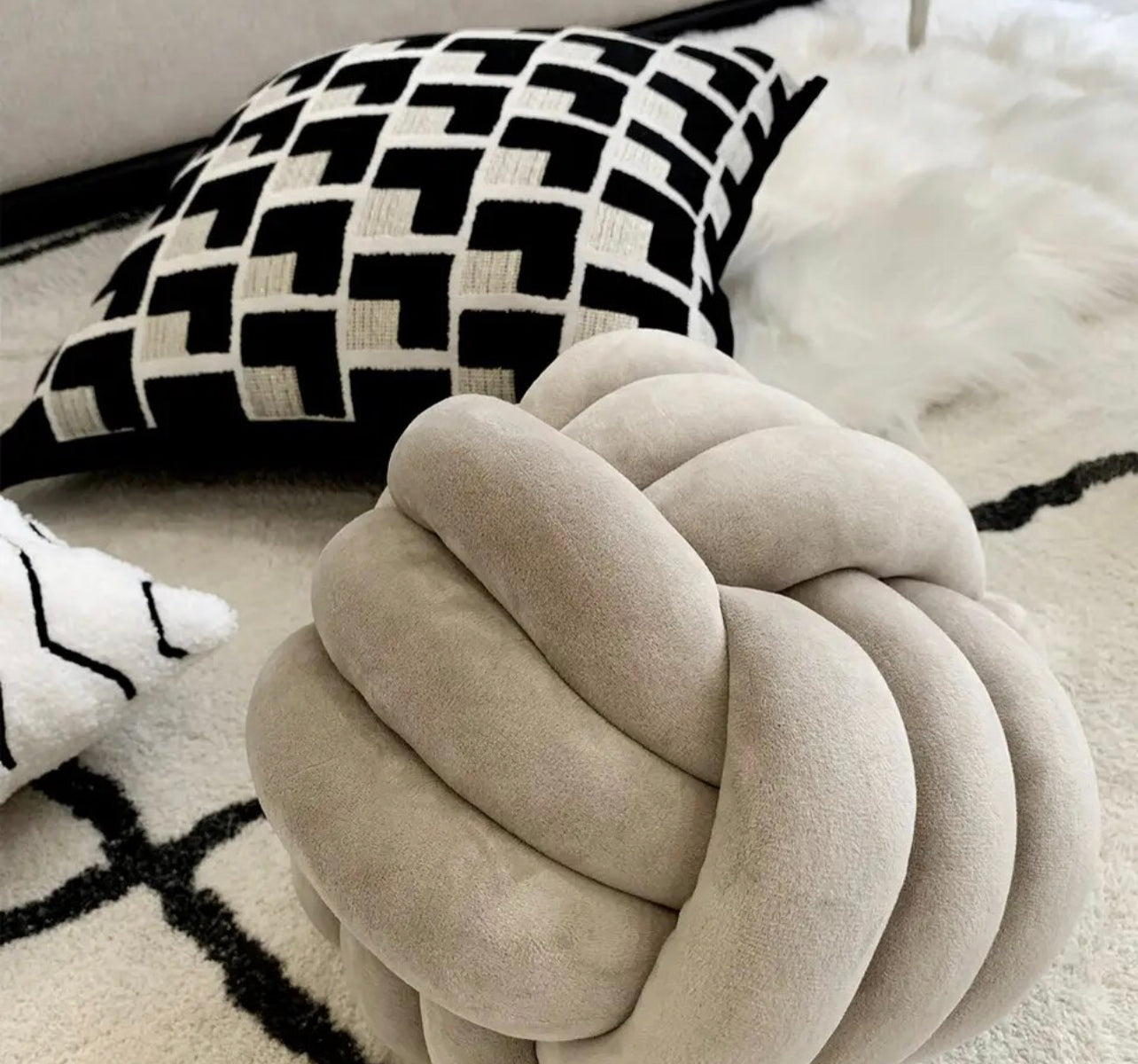 Duck Feather Modern Simpli Cushion