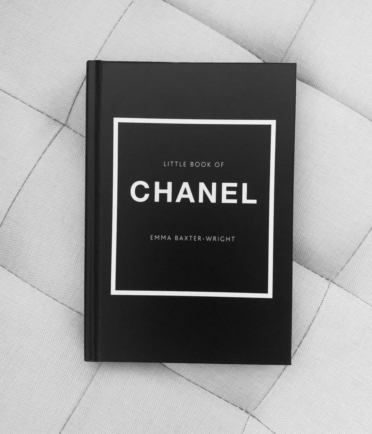 Accents, Little Book Of Chanel Great Coffee Table Book