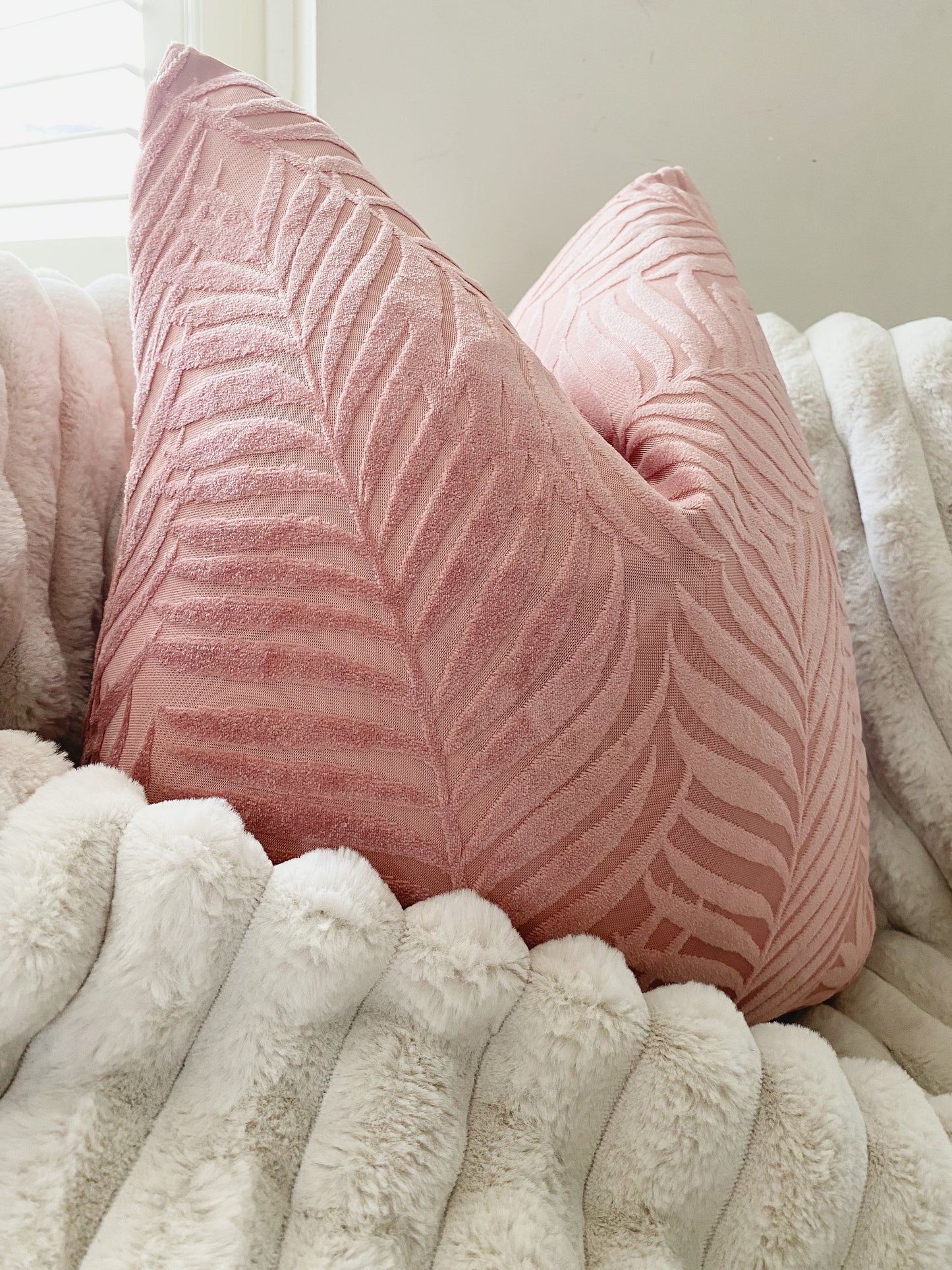 Rosa Cushion Cover