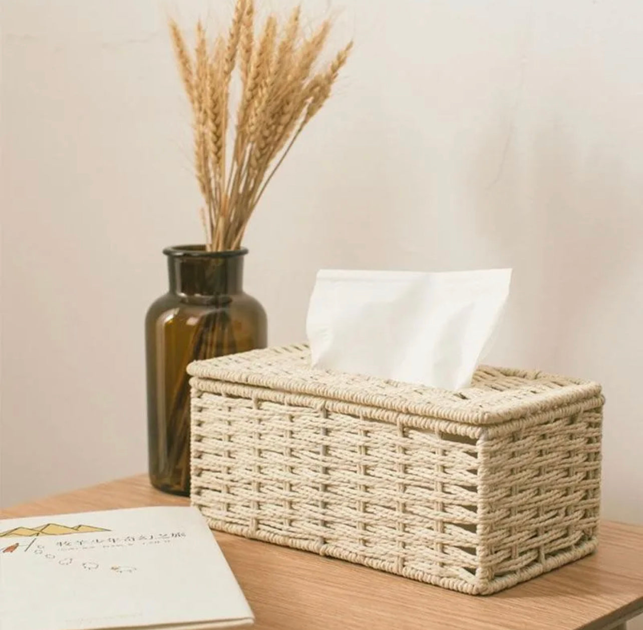 Rattan Tissue Holder