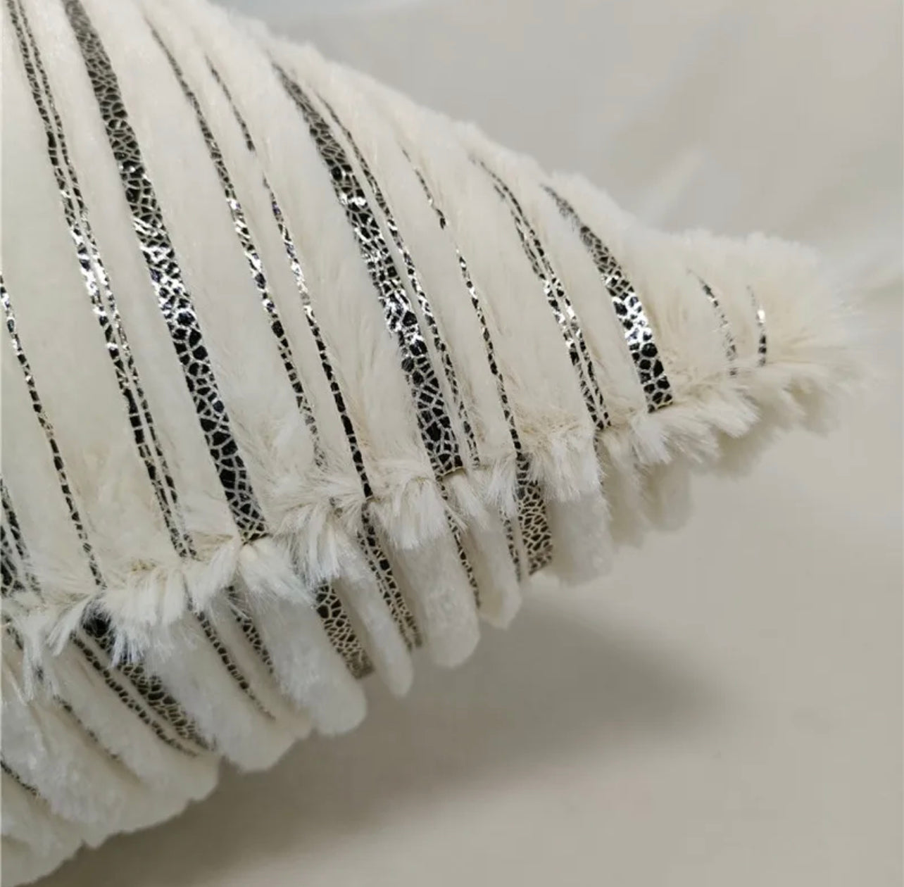 Duck Feather Plush Foil Printed Cushion