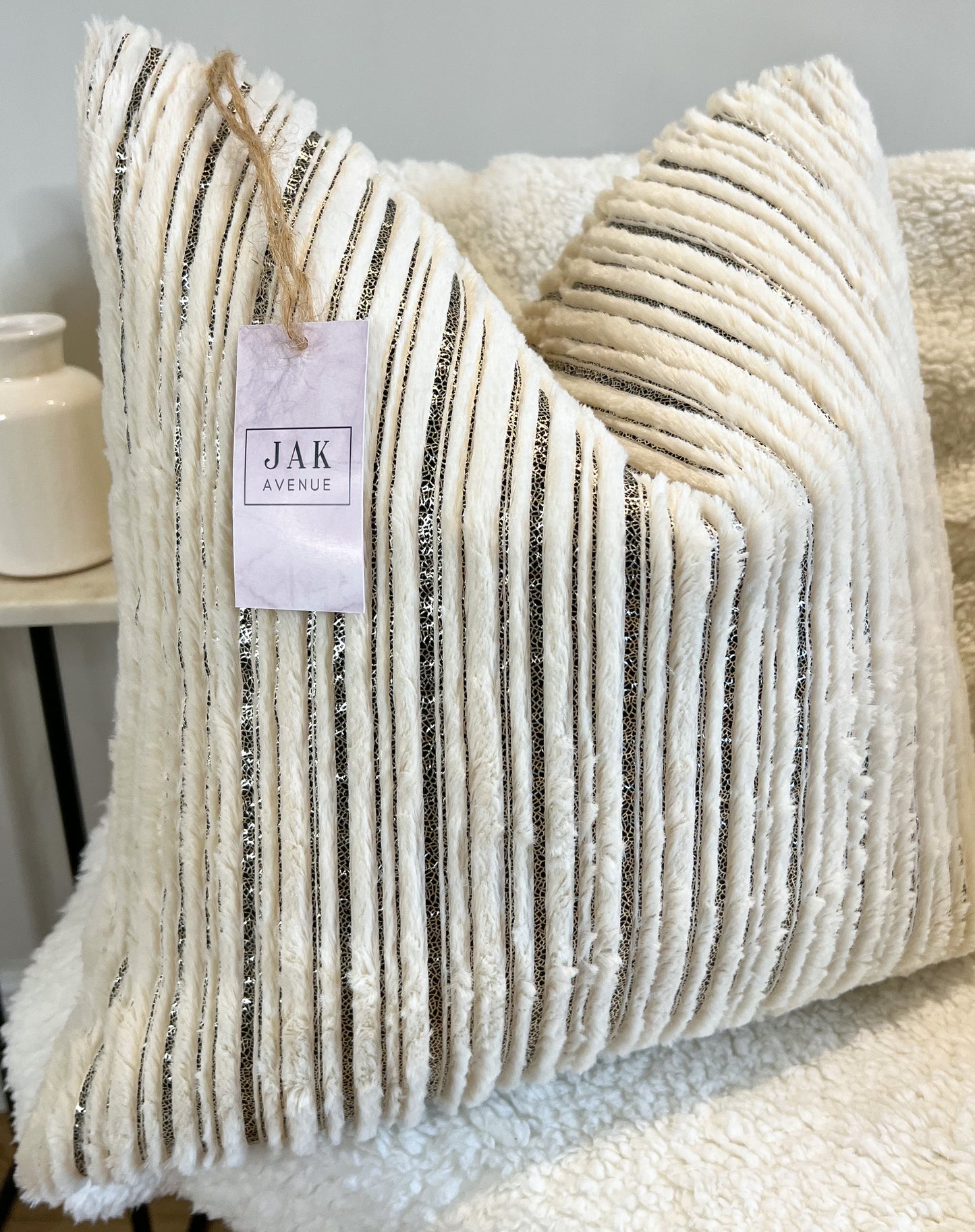 Duck Feather Plush Foil Printed Cushion