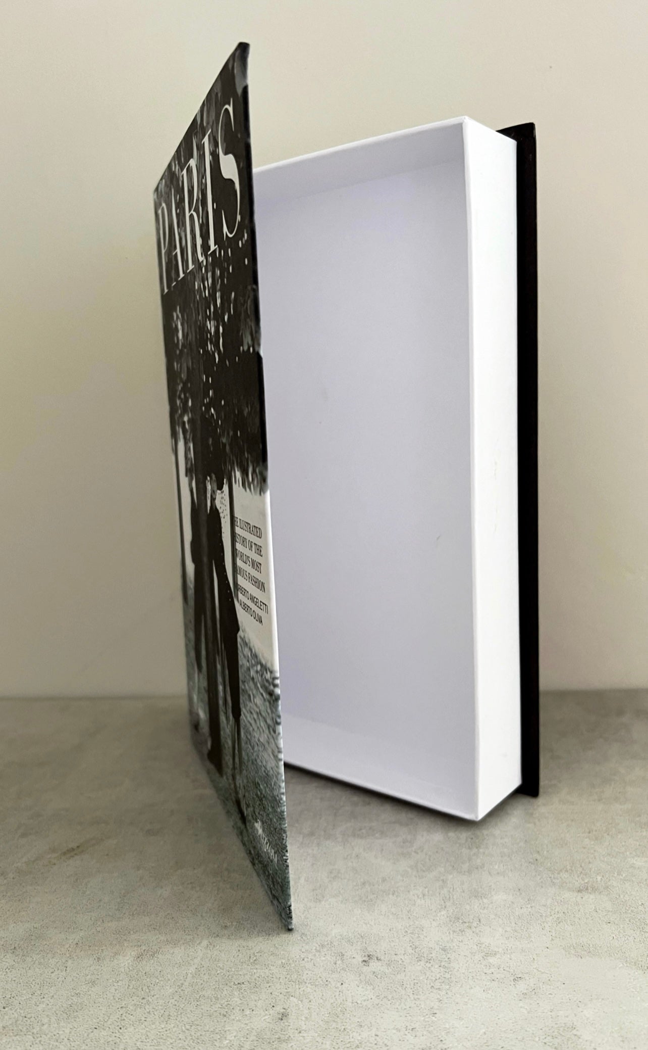 PARIS Openable Book Box