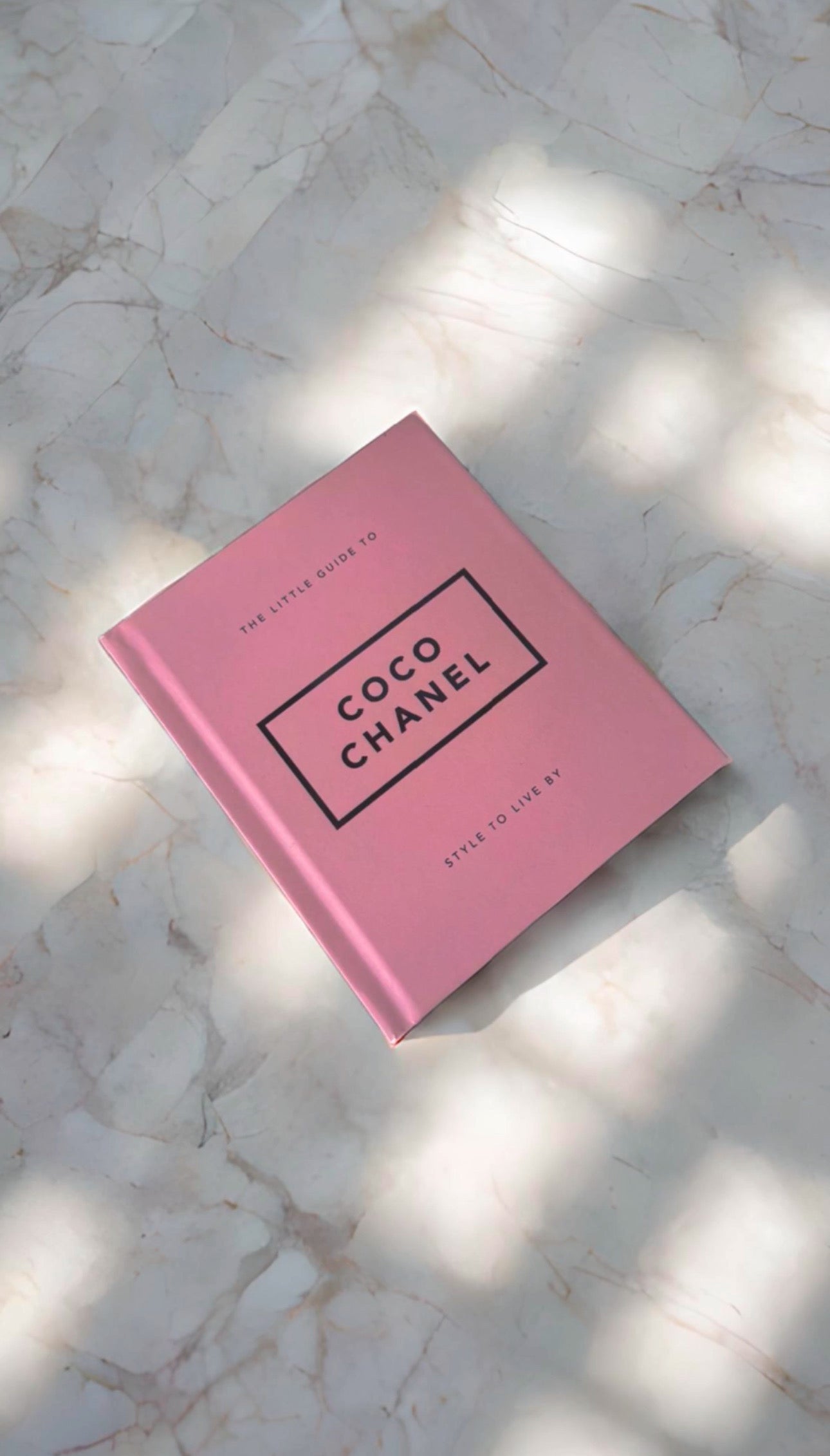 The little guide to Coco Chanel Coffee Table Book