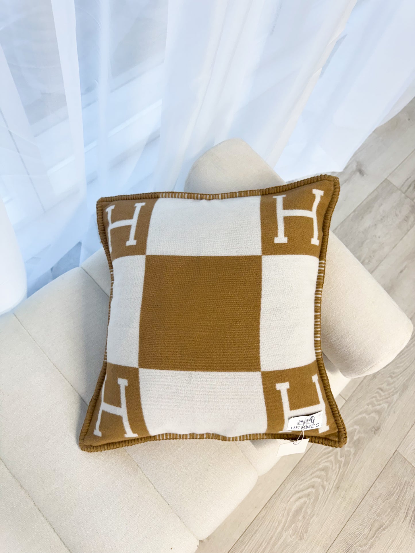 Luxury H Cashmere Wool Cushion Cover