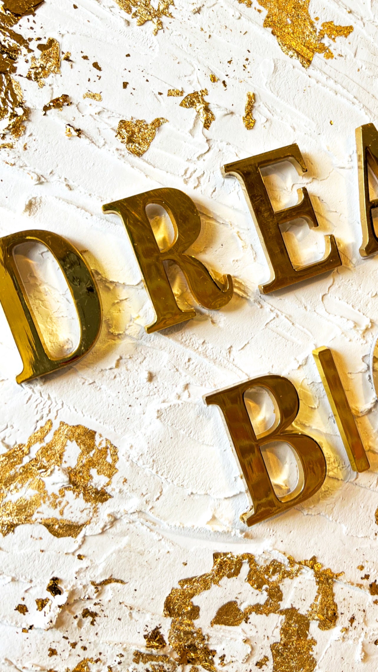 3D textured gold “Dream Big” Canvas