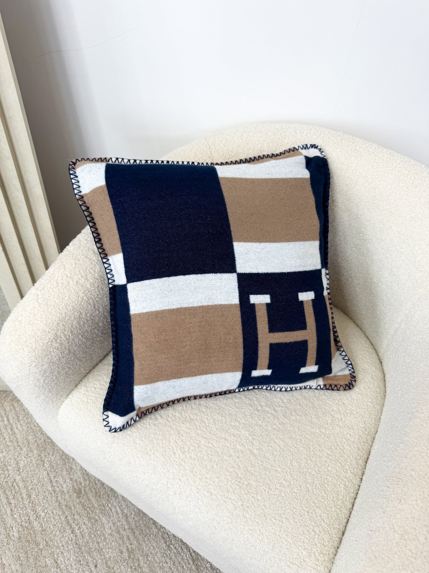 Luxury Wool H Cushion