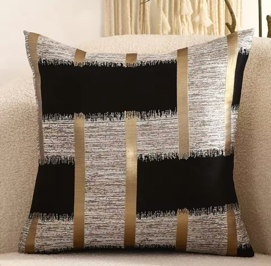 Onnix Cushion Cover