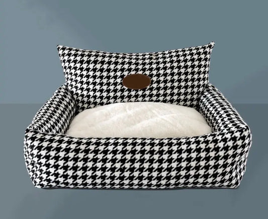 Stylish Houndstooth Dog Bed