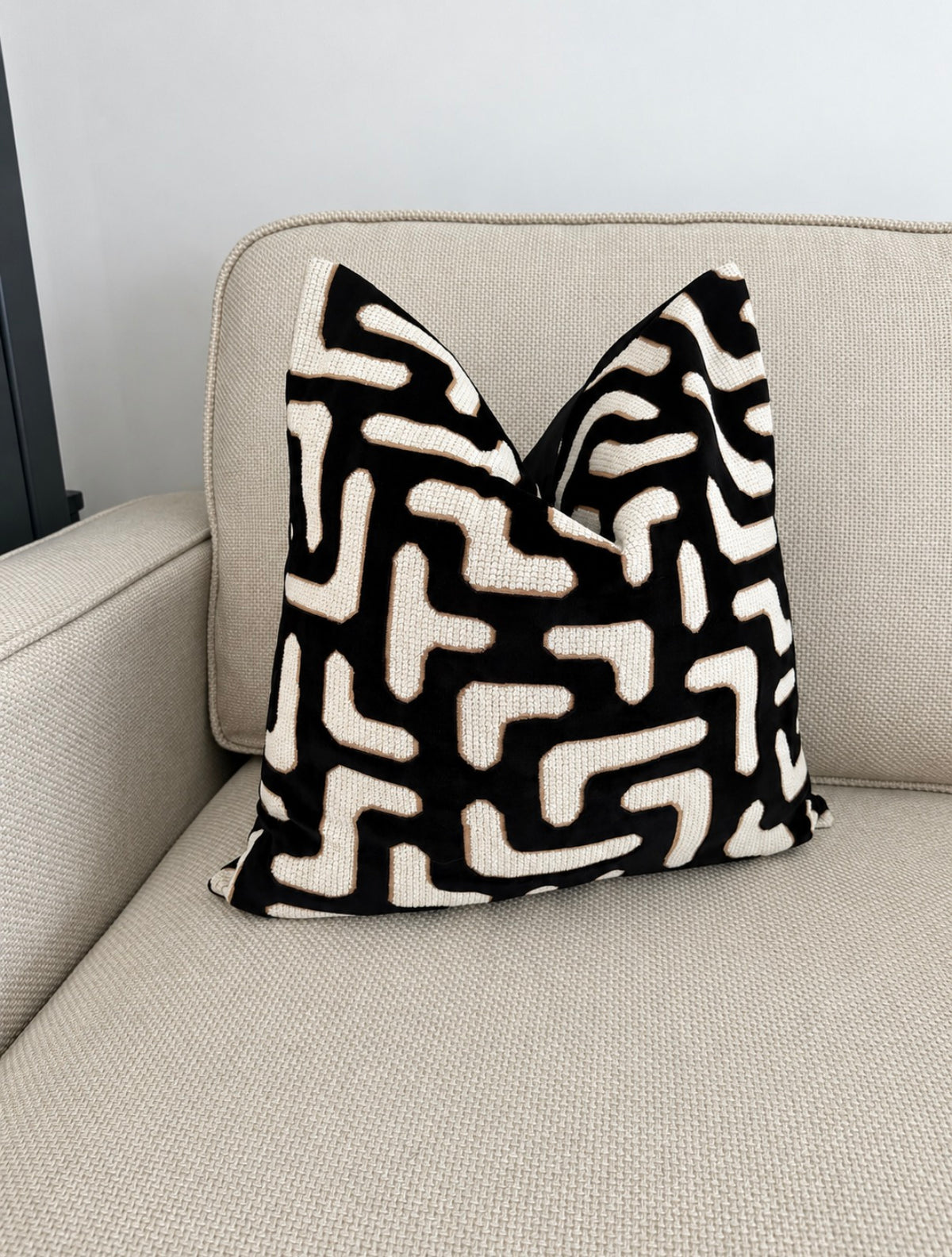 Black and White GiGi Cushion Cover